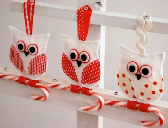 own candy cane holders Tons of candy cane crafts and ideas!!