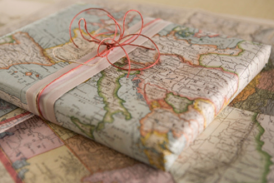unique wrapping paper ideas 17 Unique Wrapping Paper Ideas