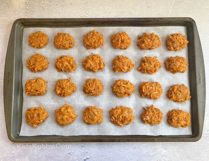 Baked Sweet Potato Chicken Nuggets -- A quick, easy and healthy recipe! My kids love them.