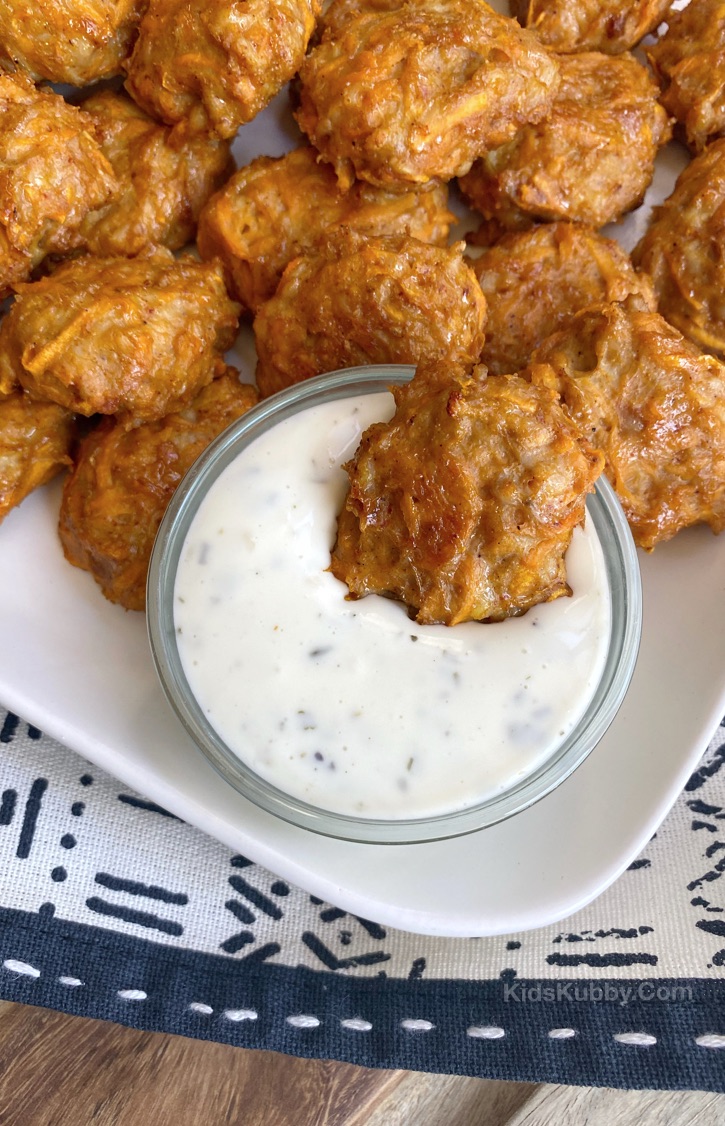 Healthy Baked Sheet Pan Chicken Nuggets (With Sweet Potato!) - Looking for healthy recipes for your kids? These baked chicken bites make for great lunch ideas and last minute dinners. So simple and cheap to make!