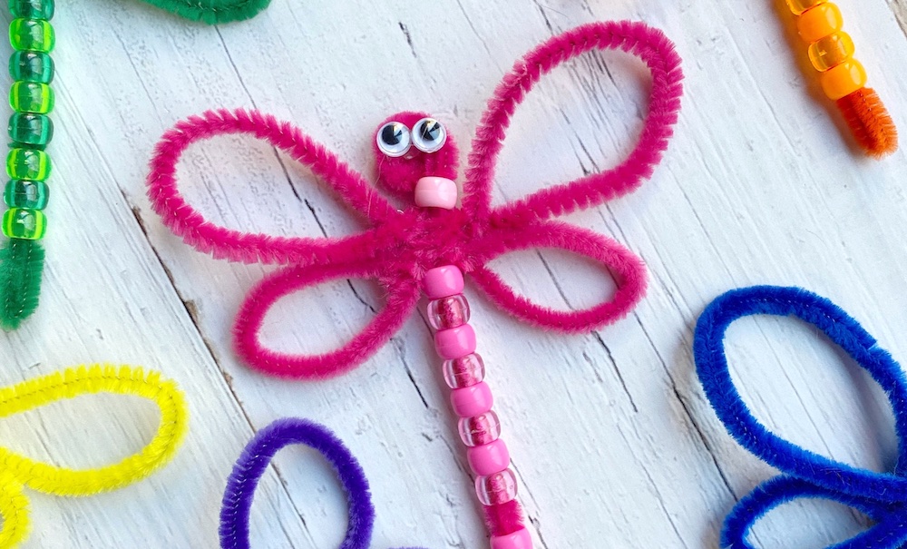 Beaded Pipe Cleaner Dragonflies (Easy Craft For Kids!)