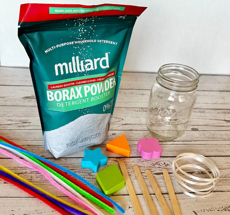 Here is the best DIY crystal recipe ever! With Borax, pipe cleaners, and water you can make the coolest crystals in a matter of hours. How fun would this be to do with a class full of preschoolers?! This may look like just a fun activity for kids, but it can also be a STEM science experiment. Doing this activity during the holidays? Turn these amazing borax crystals into Christmas Ornaments.