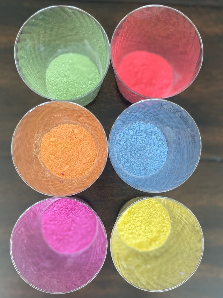 Want to keep the kids busy and outside this summer? The kids will love this fun, colorful sidewalk chalk paint. Using painter's tape, create an art mural or fill some squeeze bottles and let the kids make fun art!