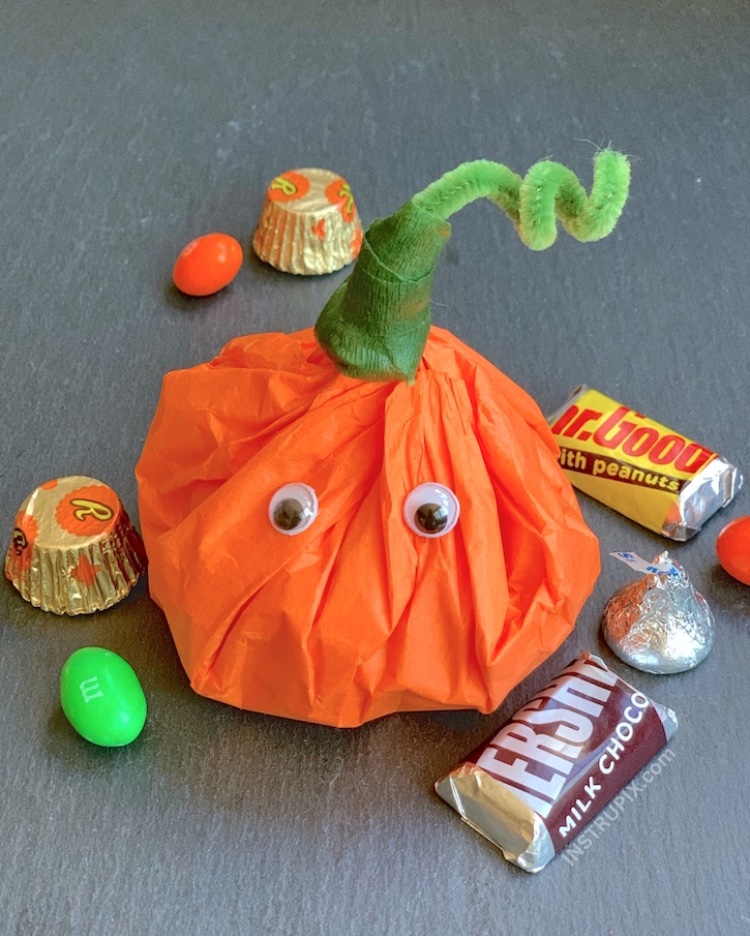 These adorable pumpkin party favors are super awesome for Halloween parties! Kids absolutely love them. They are cheap and easy to make with simple materials that your kids will enjoy making with you. Stuff them with candy and small toys. My grandkids brought these to their school party as little goody bags to bring home. So cute! They were the biggest hit. I plan on making these every year now to pass out to friends and family.