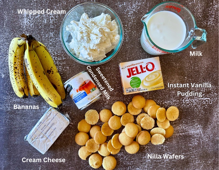 Are you looking for an easy dessert to impress your family and friends. This homemade banana pudding recipe is a must-try! With layers of silky vanilla pudding, Nilla wafers, and sliced banana, this simple dessert is simply divine! Add some whipped cream on top and you have a dessert that will disappear quickly at your next party, family reunion, or holiday get together!