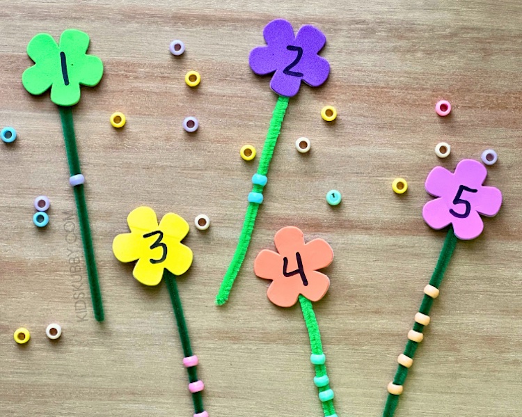 Easy Popsicle Stick Flower Bookmarks