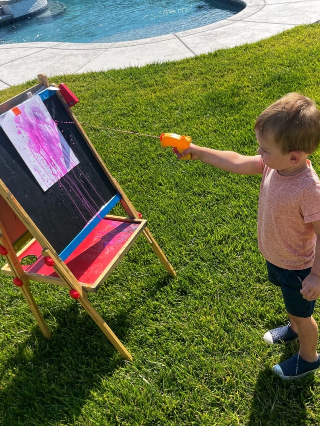 Water Gun Painting (Fun Creative Art For Kids)