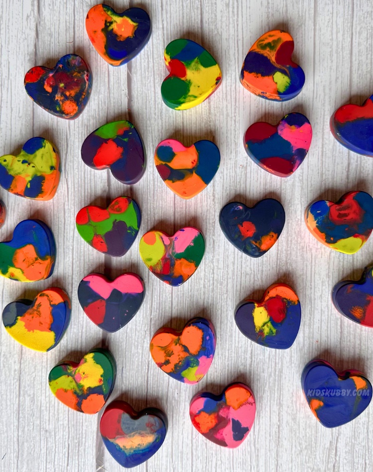 These Lovely Pipe Cleaner Hearts Are Simple For Kids To Make