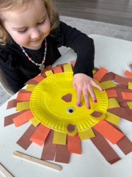 Easy Paper Plate Lion Craft