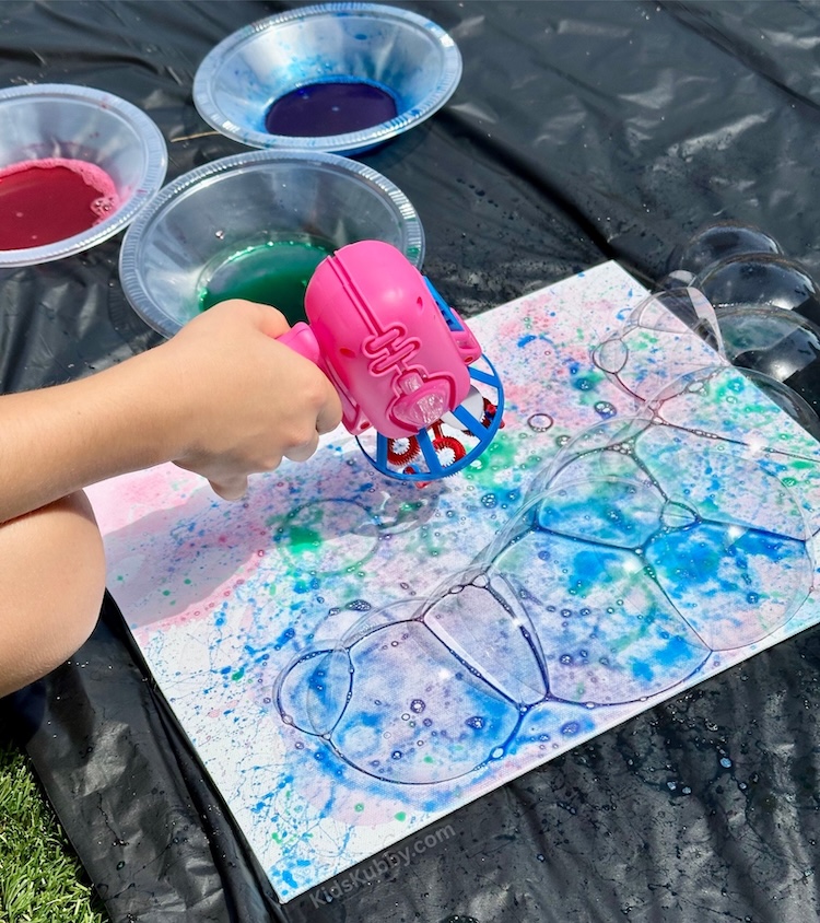 Spark creativity with this fun canvas craft! Blow colorful bubbles onto canvas for a stunning, abstract effect. Ideal for birthday parties, summer camps, or family fun. Try it now!