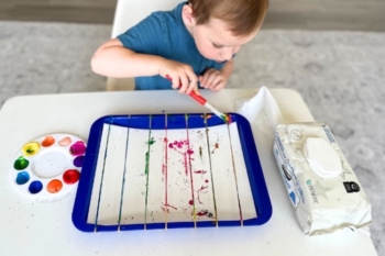 Fun and creative way to paint for toddlers and preschoolers.