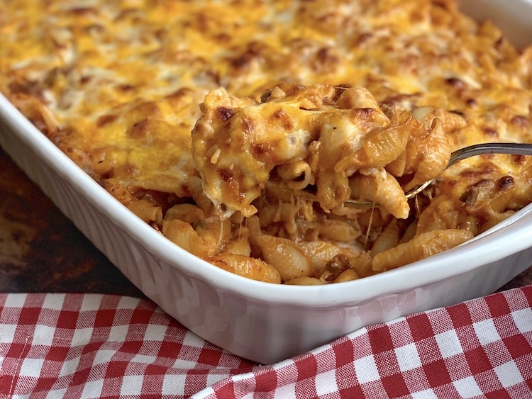 Easy 5 ingredient pasta casserole made with hamburger meat.