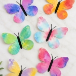 Free printable butterfly template with an easy tissue paper craft idea for kids with step by step instructions and lots of photos.