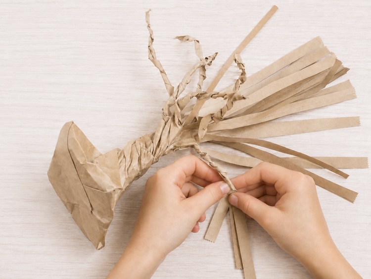 Cheap and easy paper bag craft. How to make paper trees with cheap supplies.