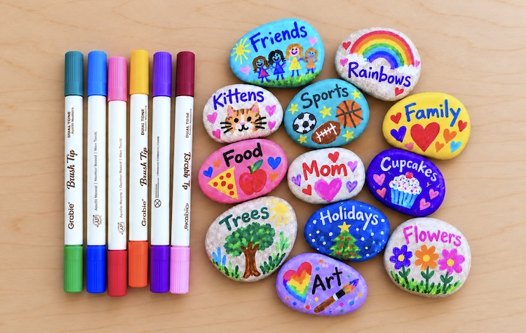 How to make easy painted rocks with acrylic paint markers! An easy activity for kids teaching gratitude and remembering the things they are thankful for.